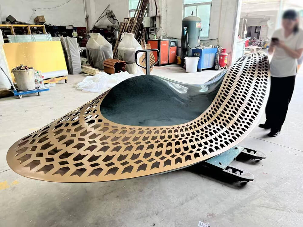 Customized stainless steel sculpture