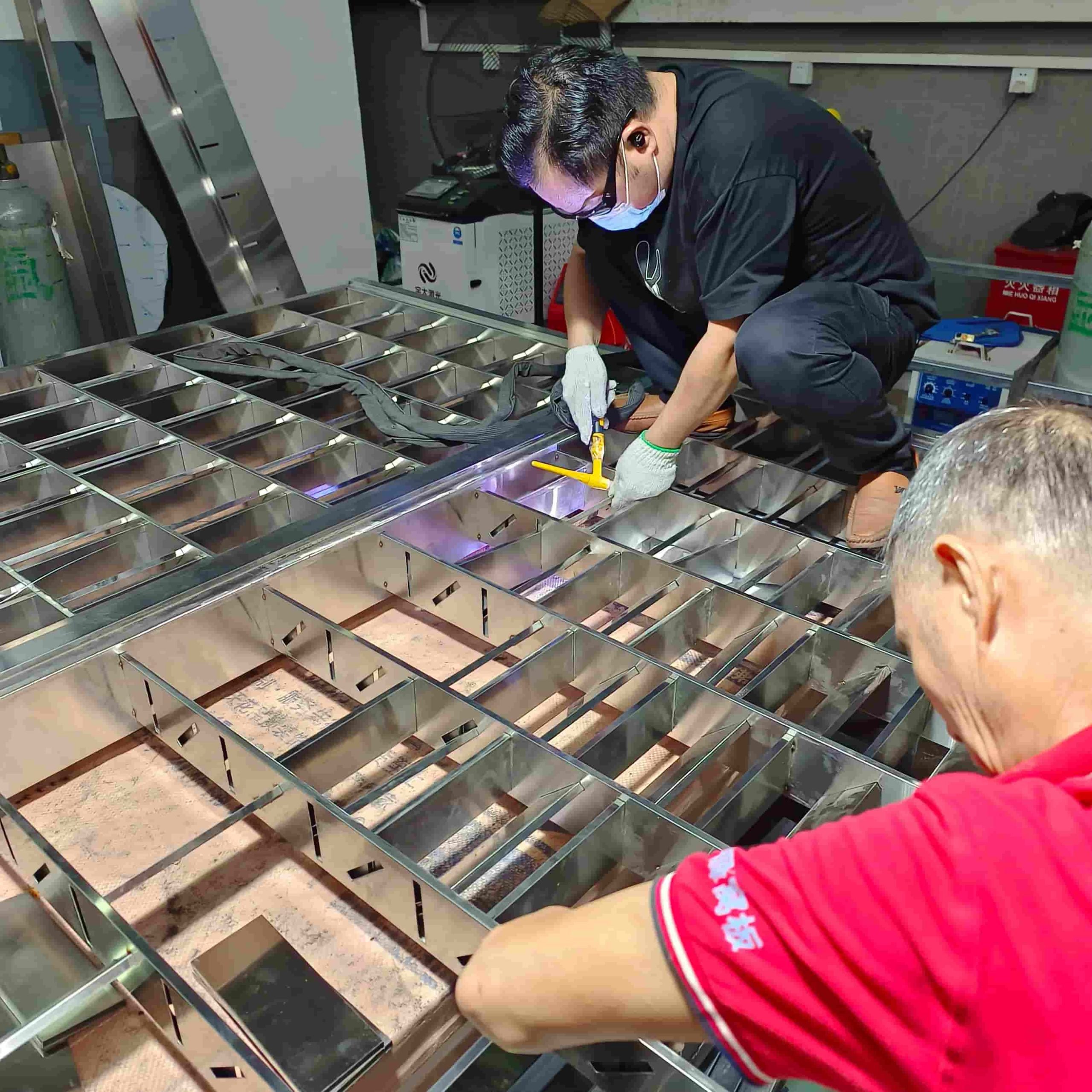 Vertical line stainless steel partition from XinYe Metal creating visual height and spatial definition in modern interiors.