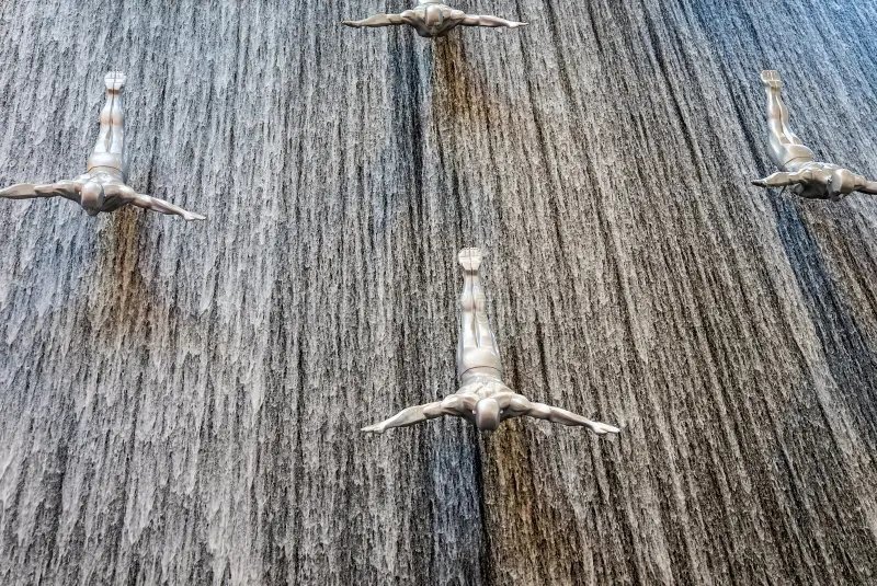 Aerial shot of UAE’s most famous buildings featuring extensive stainless steel architecture by top engineering contractors